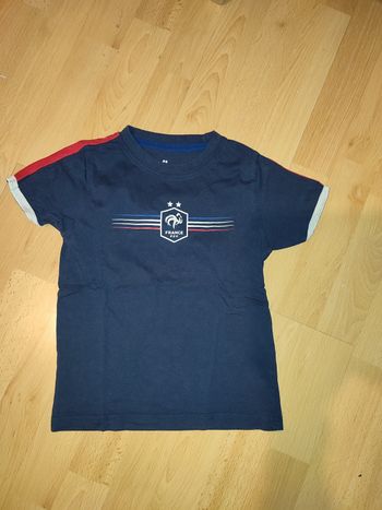 Tee shirt foot