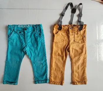 Lot jean 24 mois bretelle