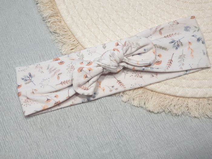 Beandeau noué enfant petites fleurs