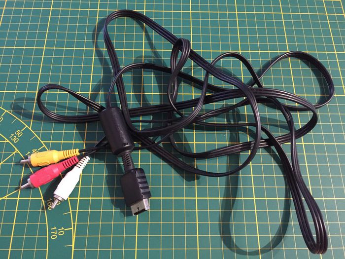 Câble vidéo pièce détachée Sony console PlayStation 2 slim SCPH-75004 #A59