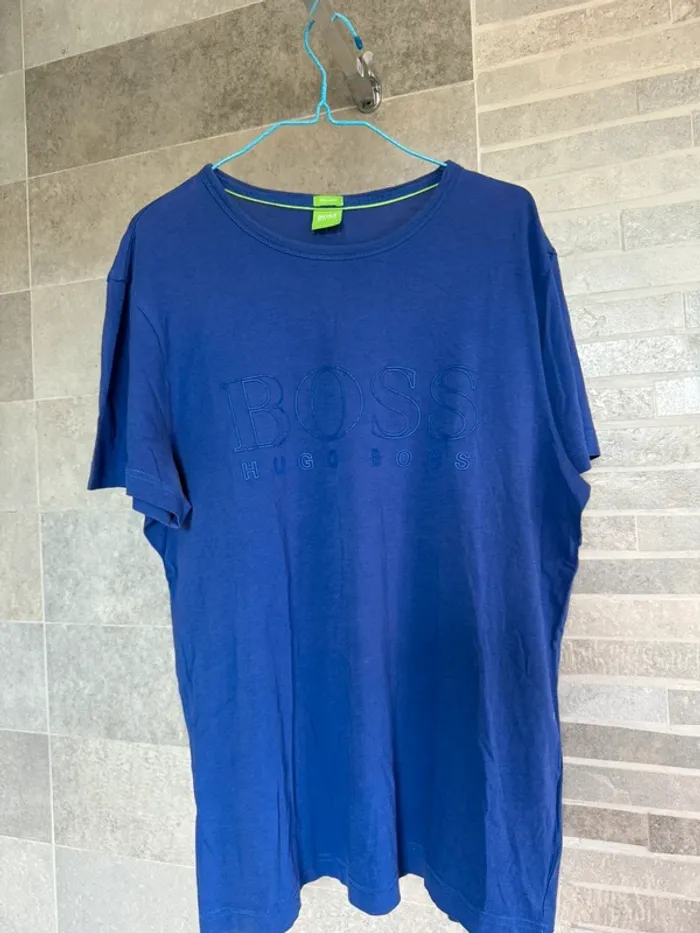 T-shirt Hugo Boss violet