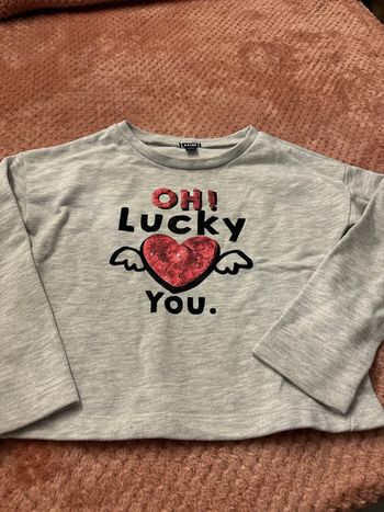 Pull excellent état fille taille 8 ans Kiabi