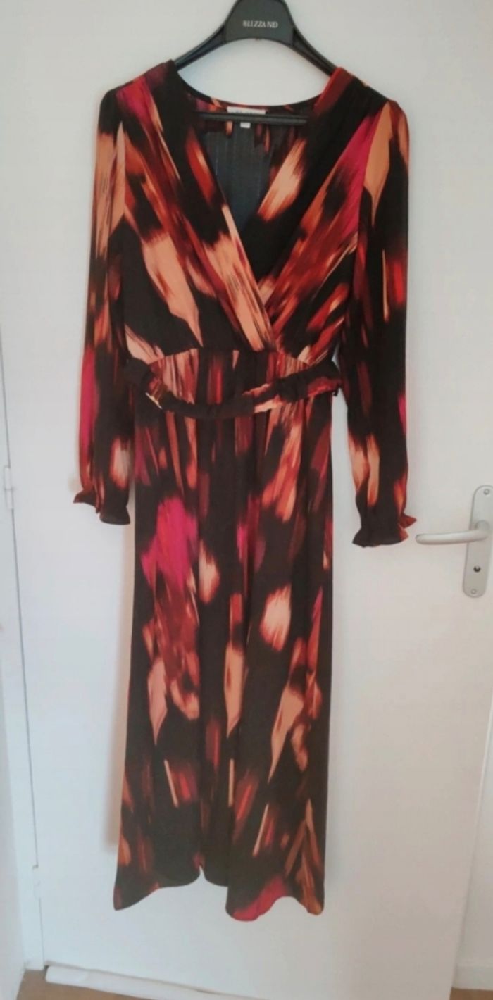 Magnifique robe longue - photo numéro 2