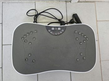 Plate-forme d'entraînement vibrante 