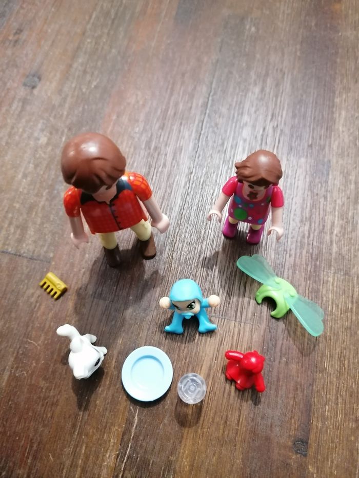 Le papa avec sa fille Playmobil - photo numéro 5