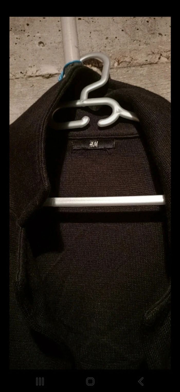 Veste a boutons noire - photo numéro 3