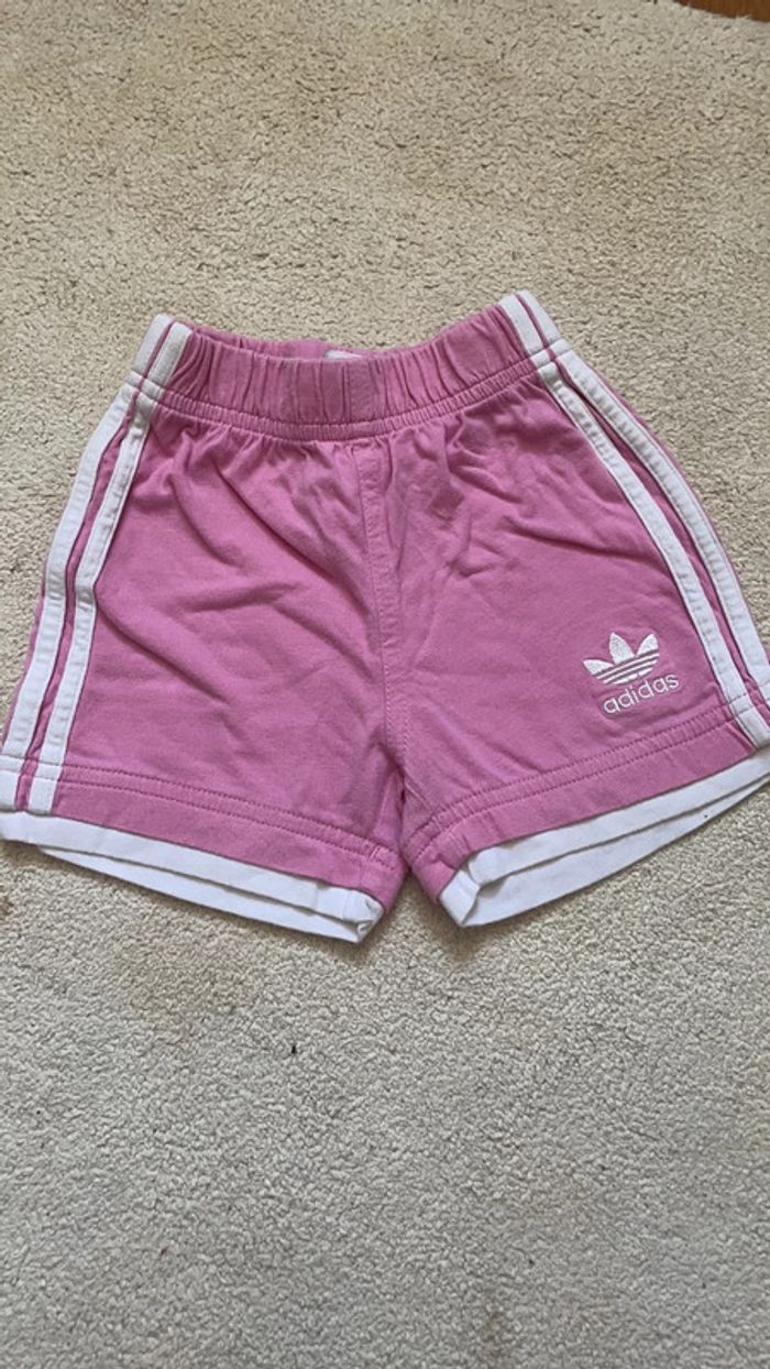 Short adidas