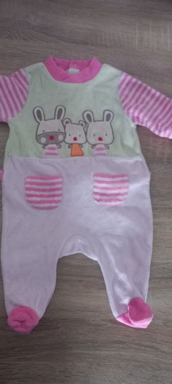 Pyjama fille taille 1 mois