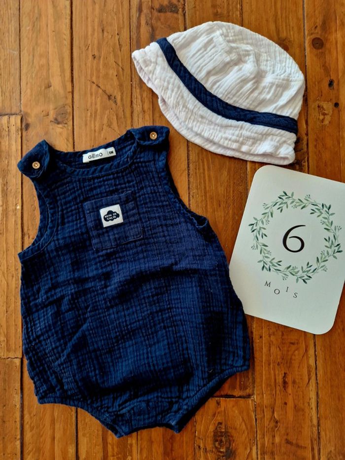 Barboteuse nid d'abeille + chapeau 6 mois