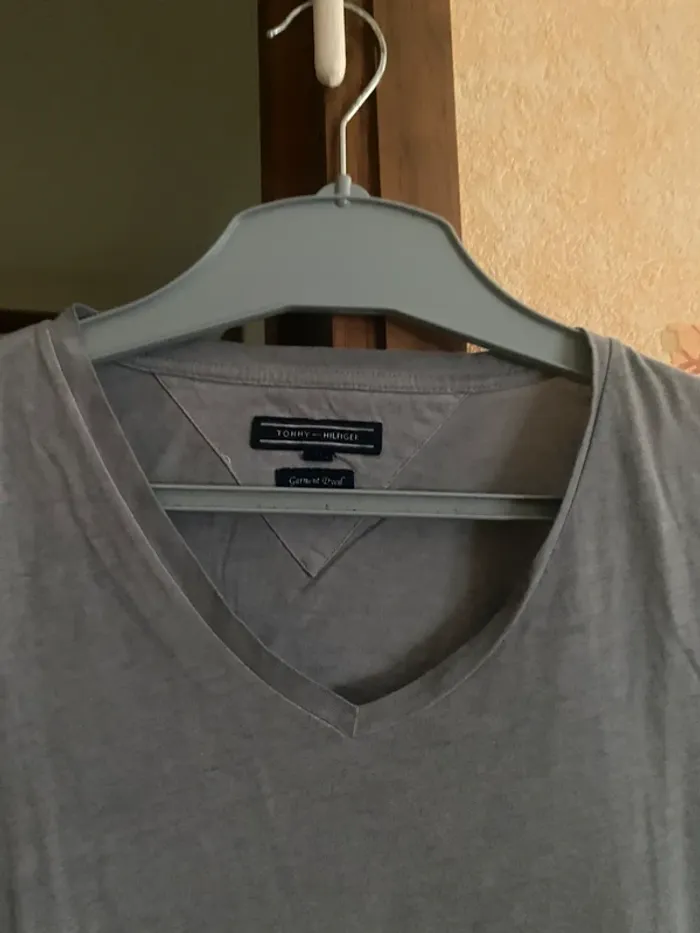 T-shirt Homme Tommy Hilfiger – Taille M – Très bon état - photo numéro 3