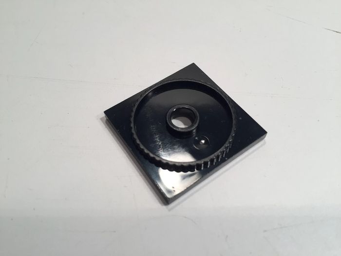 lot x2 Plateau noir tournant 4x4 Base carrée Verrouillable 61485 pièce détachée lego #A14