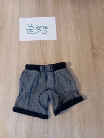 Short taille 3 ans