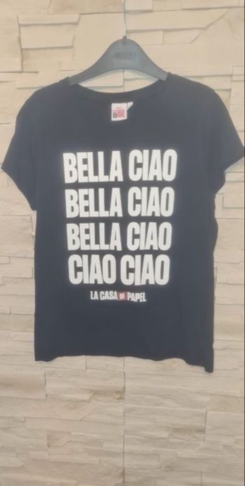 Tee-shirt noir taille s La casa de papel