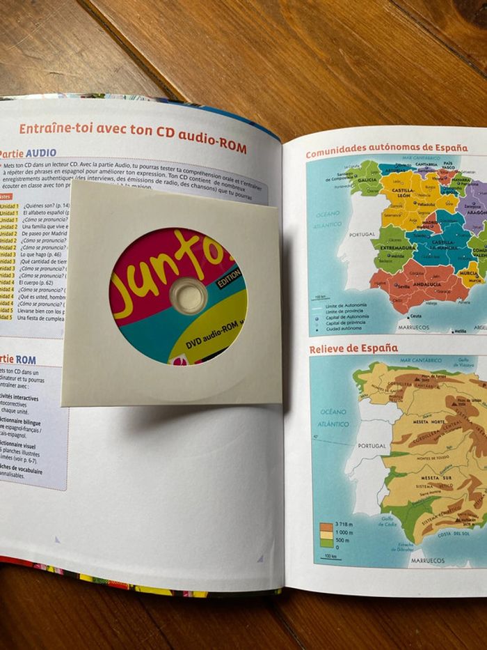 Lot 2 Manuels Juntos 1ere et 2eme année - photo numéro 3