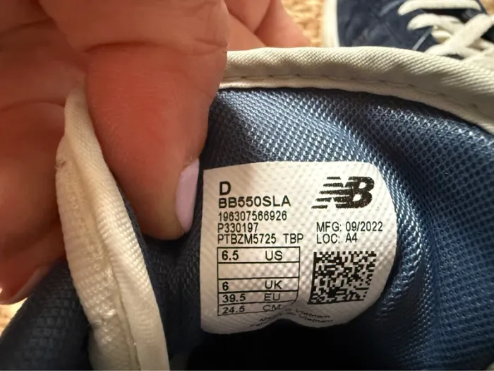 New balance 550 marine - taille 39,5 - photo numéro 5