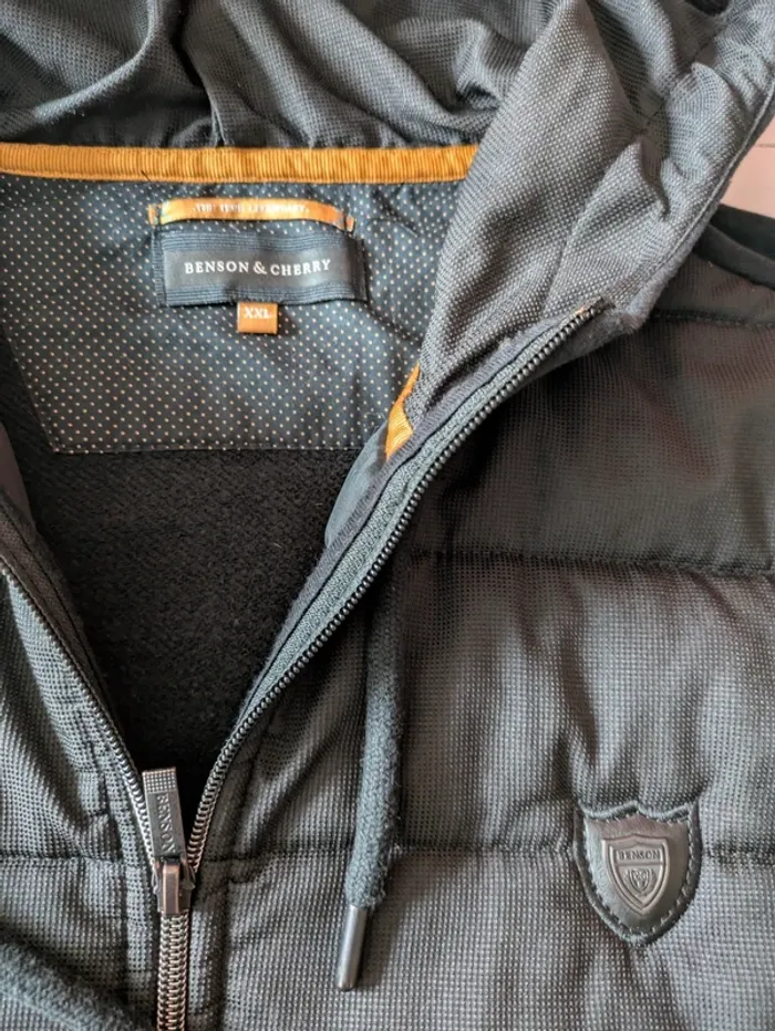 Veste à capuche Benson & Cherry noire – Taille XXL/XL - photo numéro 3