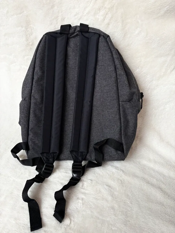Sac à dos Eastpak - photo numéro 2