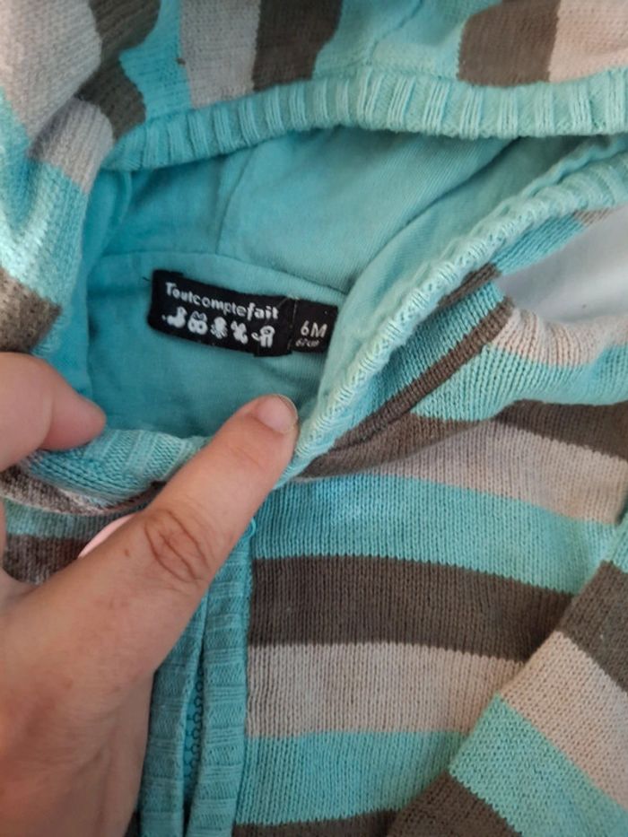 Gilet chaud à capuche - photo numéro 2