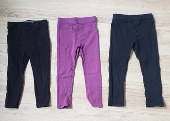 Lot 3 leggings Kiabi okaidi 4 ans noir violet