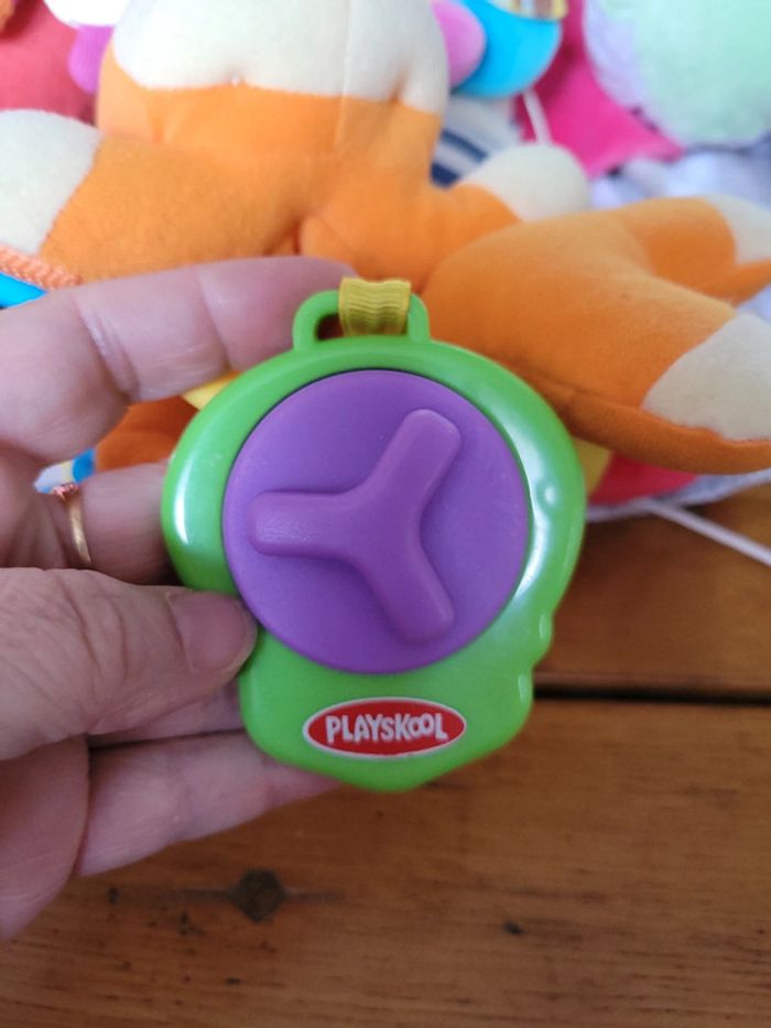 Singe hochet d'activités à suspendre Playskool - photo numéro 3