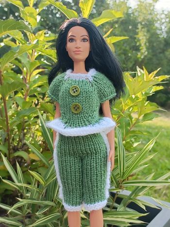 Ensemble vert et blanc pour poupée barbie