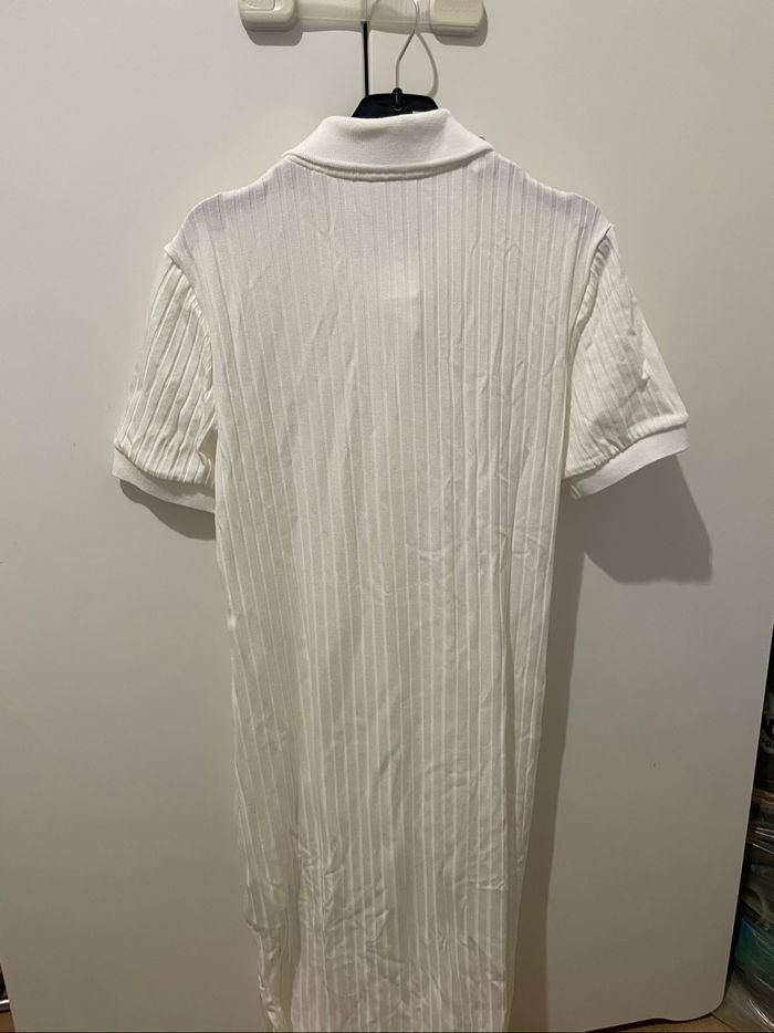 Robe Lacoste - photo numéro 2