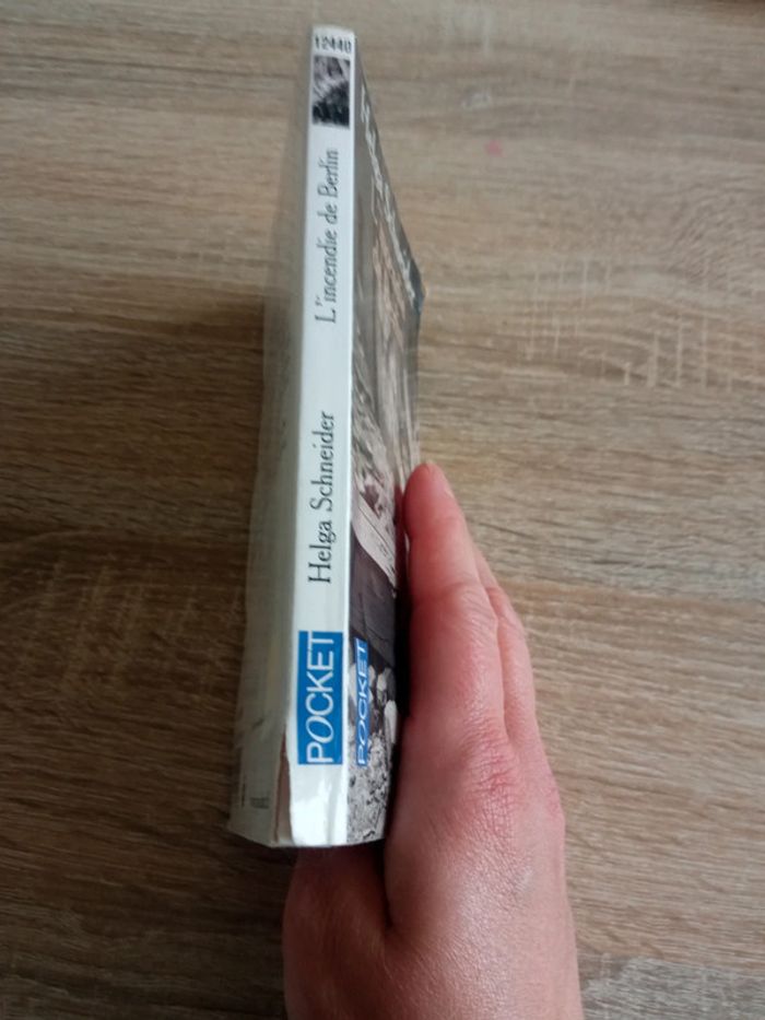 L'incendie de Berlin - Helga Schneider - photo numéro 4