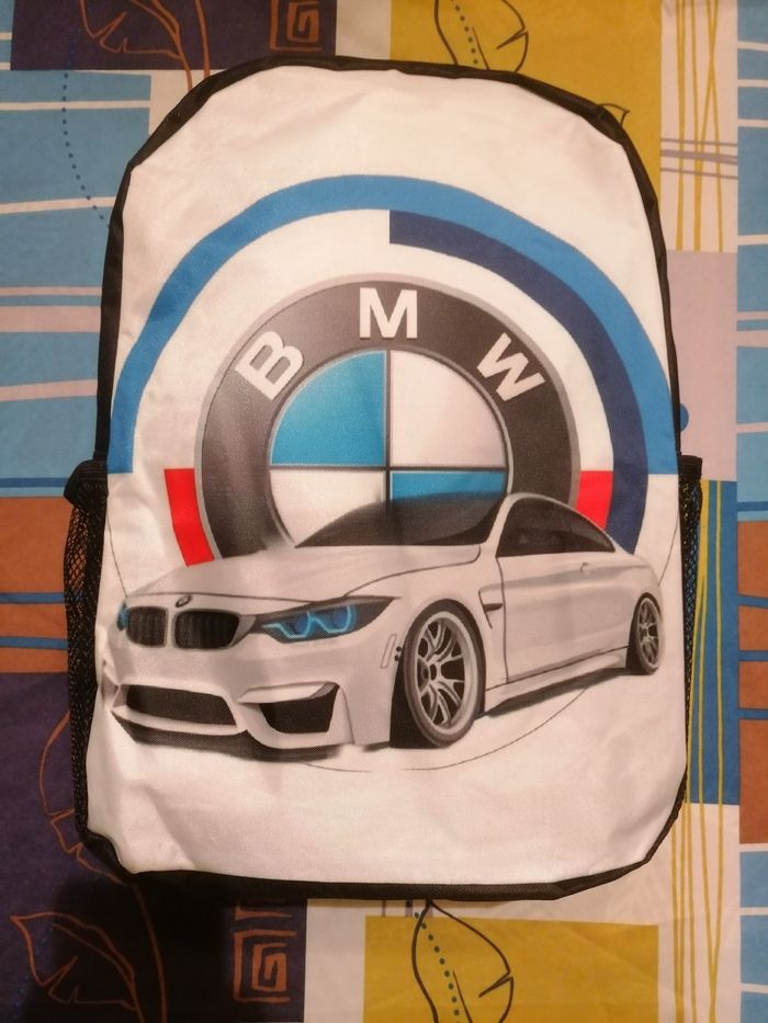 Sac à dos BMW 50 ans voiture - photo numéro 3
