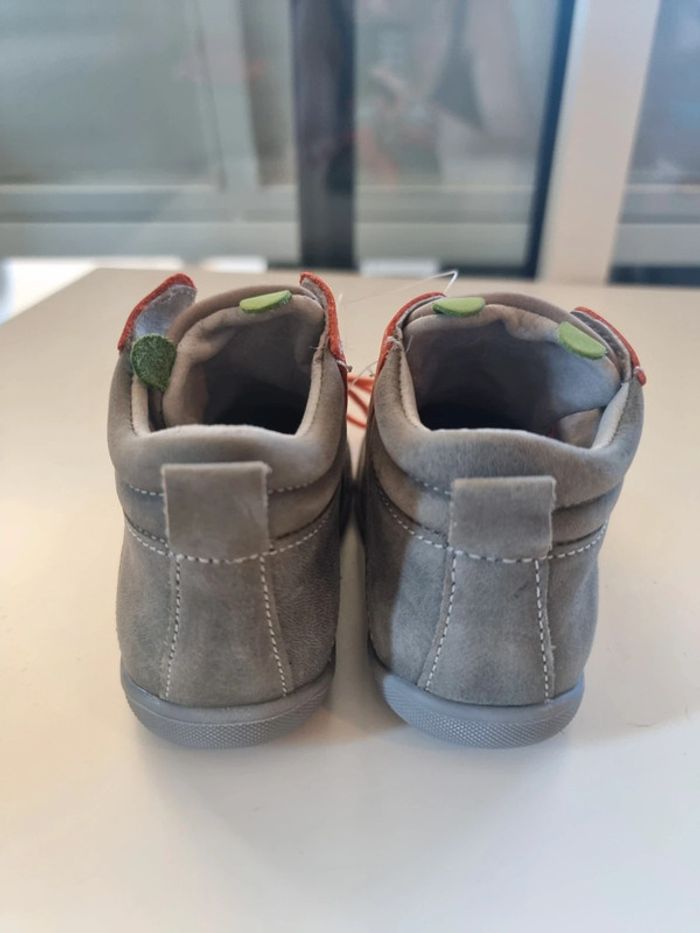 Chaussures / bottillons bébé - photo numéro 5