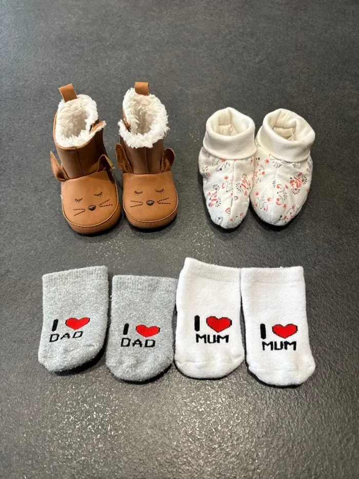 Lot chaussons/chaussettes