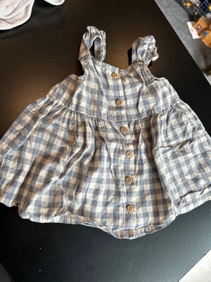 Robe à carreaux - photo numéro 1