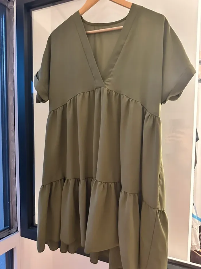 Robe vert kaki SHEIN - photo numéro 4