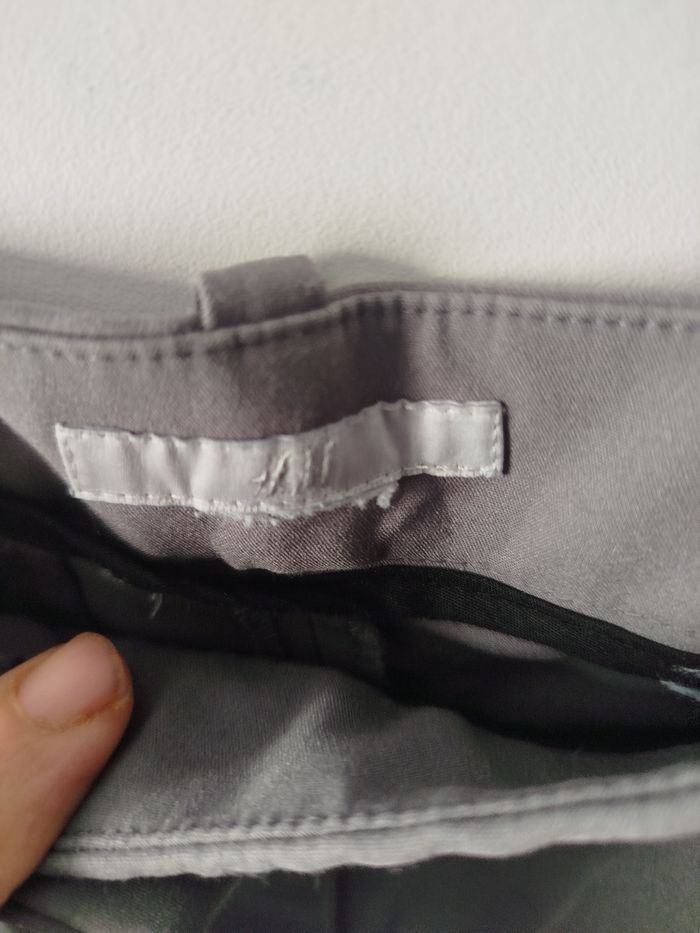 Pantalon H&M taille 44 - photo numéro 2