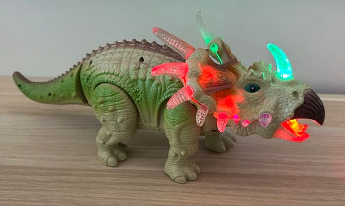 Dinosaure Tricératops lumineux sonore - photo numéro 2
