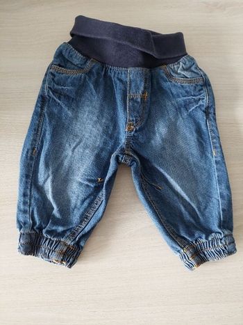 Pantalon en jean de chez H&M 3 mois fille