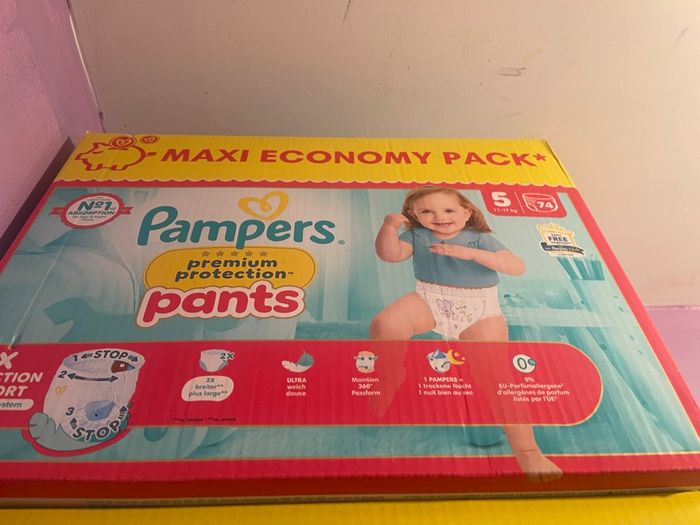 Carton de couche pampres pants (culotté ) neuf taille 5 - photo numéro 5