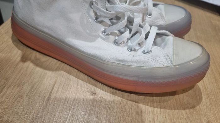Converse hautes blanches 42 tbe semelle orange - photo numéro 6