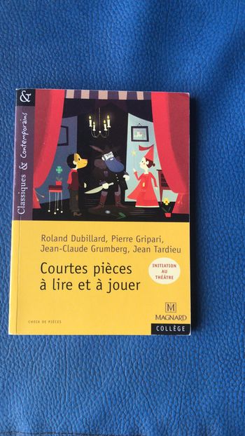 Livre collection collège courtes pièces à lire et à jouer