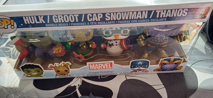 Lotd de 4 funcko pop marvel
