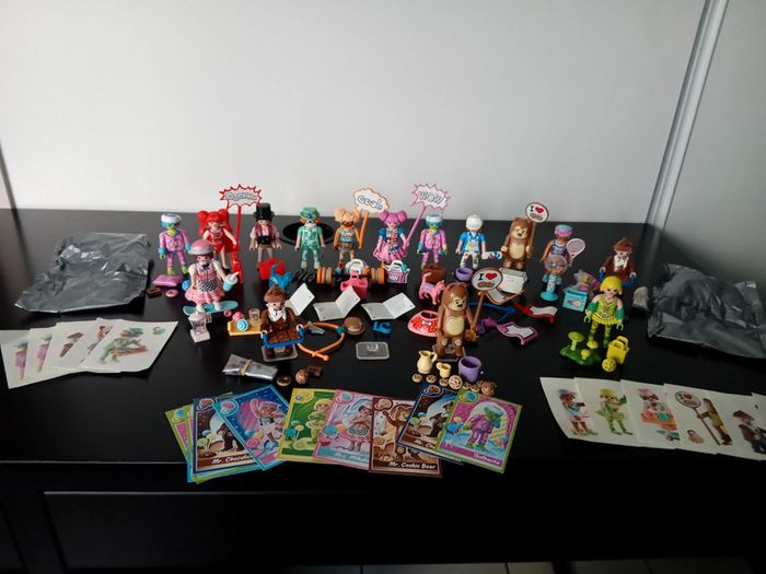 Lot de playmobils tbe et neufs