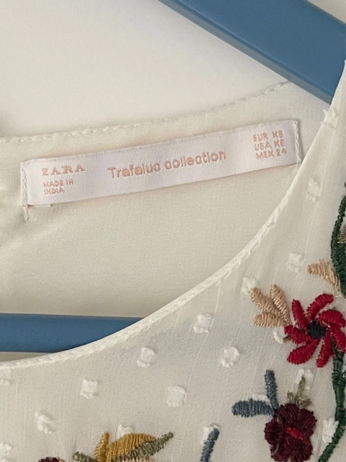 Haut blanc brodé à fleurs Zara Trafaluc coupe babydoll taille XS - photo numéro 5
