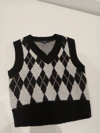 Pull sans manches Kiabi XXS noir et blanc très bon état