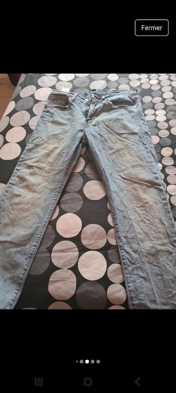 2 Jean levis prix lot 30 euros