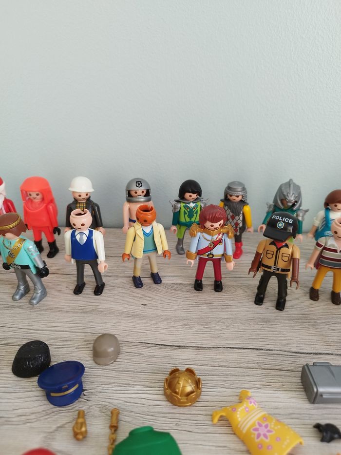 Lot playmobil personnages - photo numéro 4
