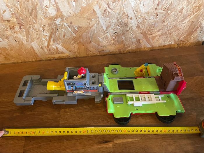 Idée cadeau 🎁 Figurine Marcus Rescue Ensemble de Jeu Transformable 2 en 1 en hélicoptère - photo numéro 18