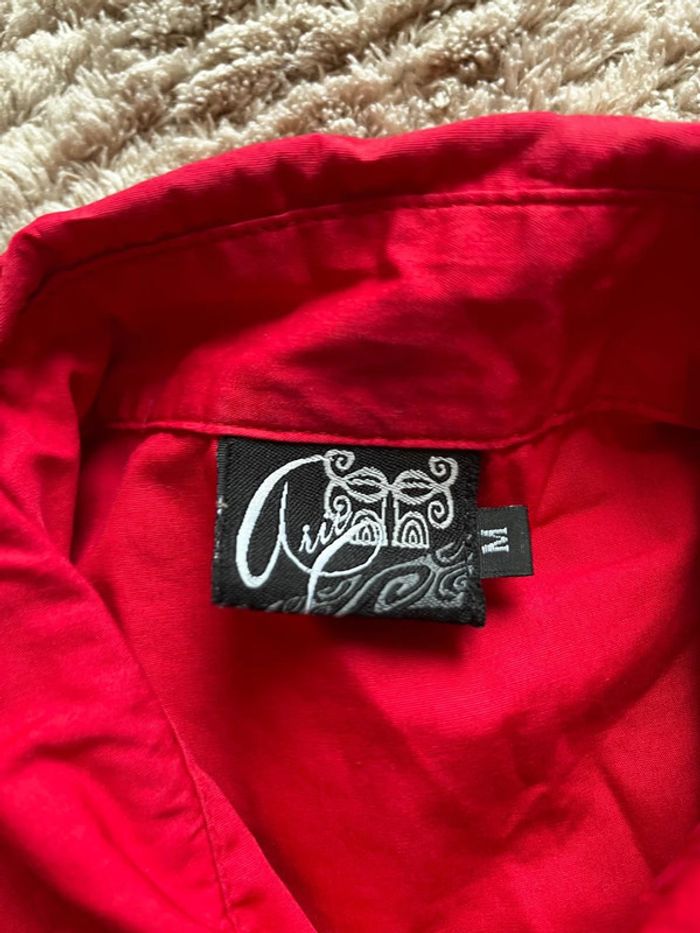Chemise CTOS Nouvelle Calédonie Arii/ M/ Rouge / Excellent état - photo numéro 5