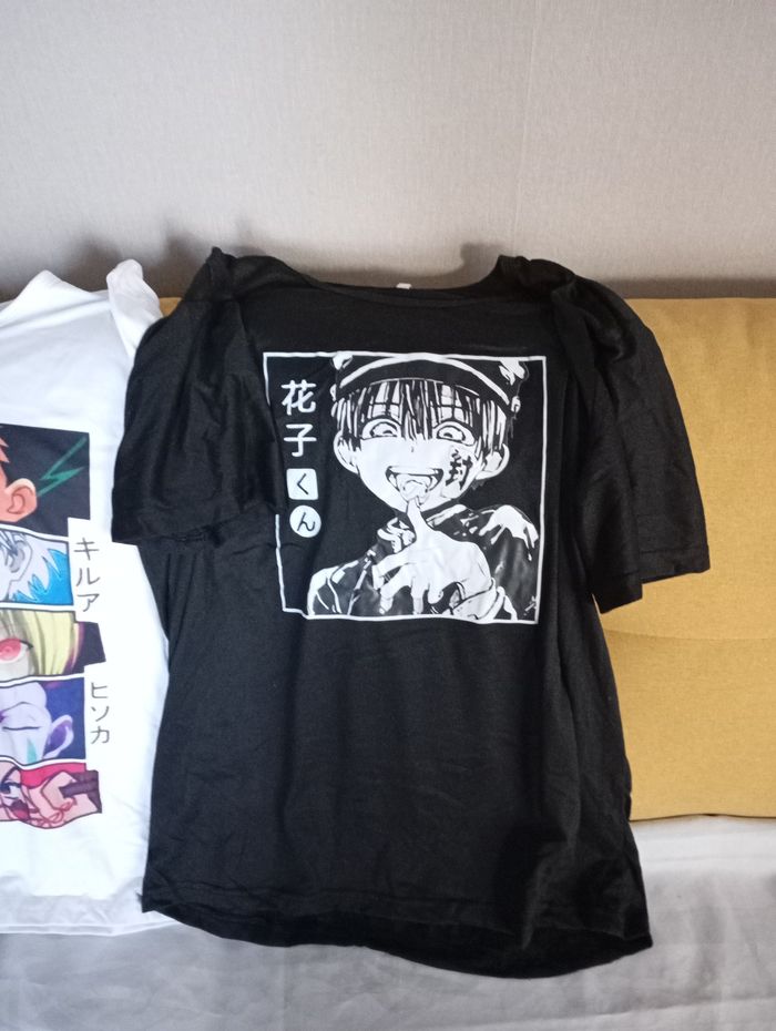 Lot 2 tee shirts Manga - photo numéro 2