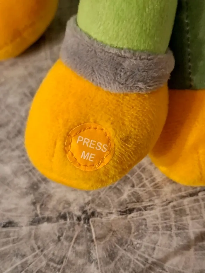 Peluche musicale Pluto Halloween - photo numéro 5