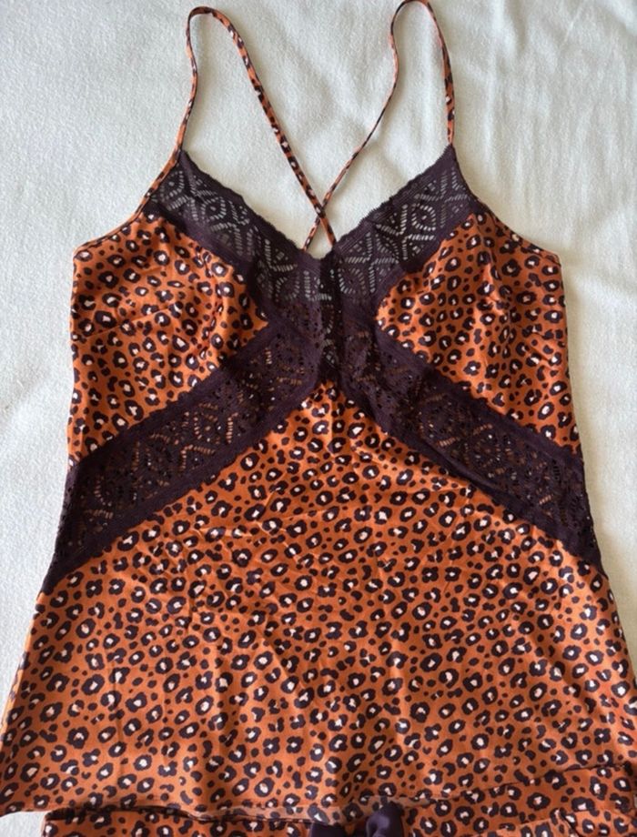 Tenue de nuit - photo numéro 2