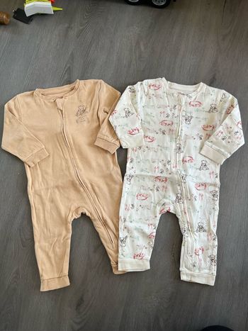Lot 2 pyjamas Winnie l’ourson